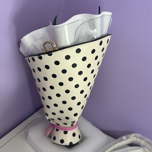 Nwt Kate spade flora 3d bouquet bag - Picture 6 of 14